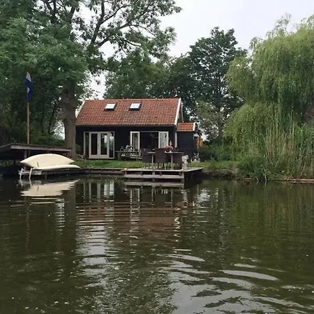 The Lakehouse 빌라